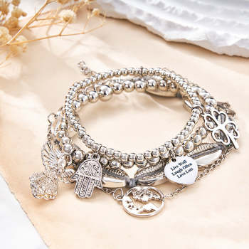 Cadeau Unique En Métal De Pile De Bracelet Gravé Personnalisé - votrecollierprenomfr