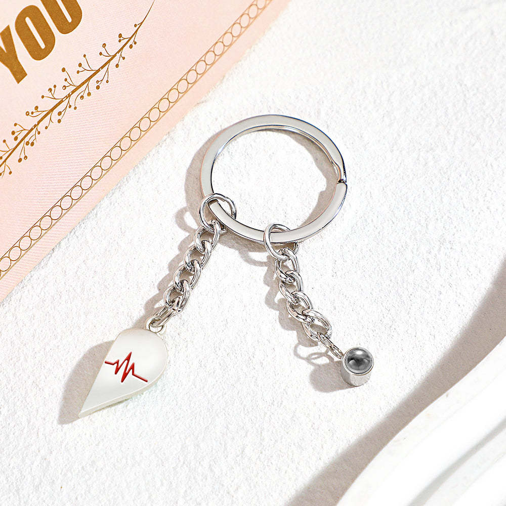 Porte-clés Personnalisés En Forme De Cœur Avec Photo, Projection De Couple, Battement De Cœur Magnétique - votrecollierprenomfr