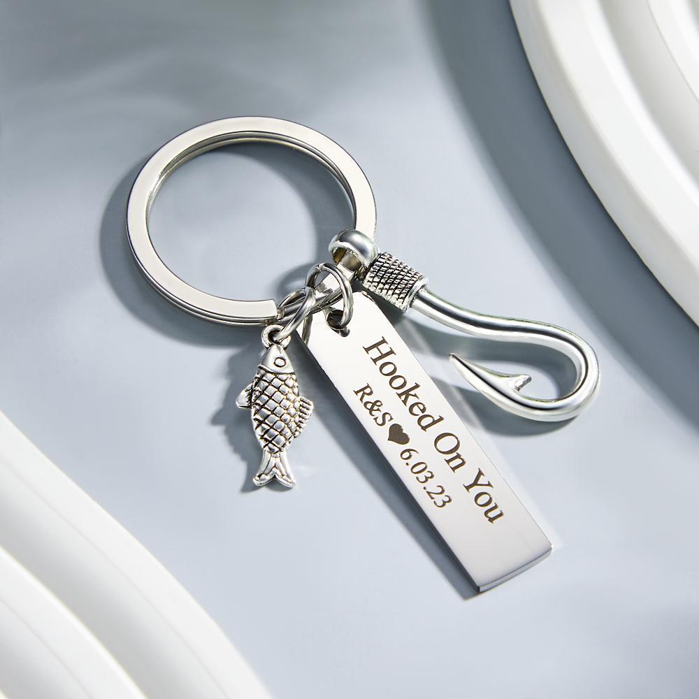 Porte-clés Gravé Personnalisé Hooked On You Fish Hook Gifts - votrecollierprenomfr