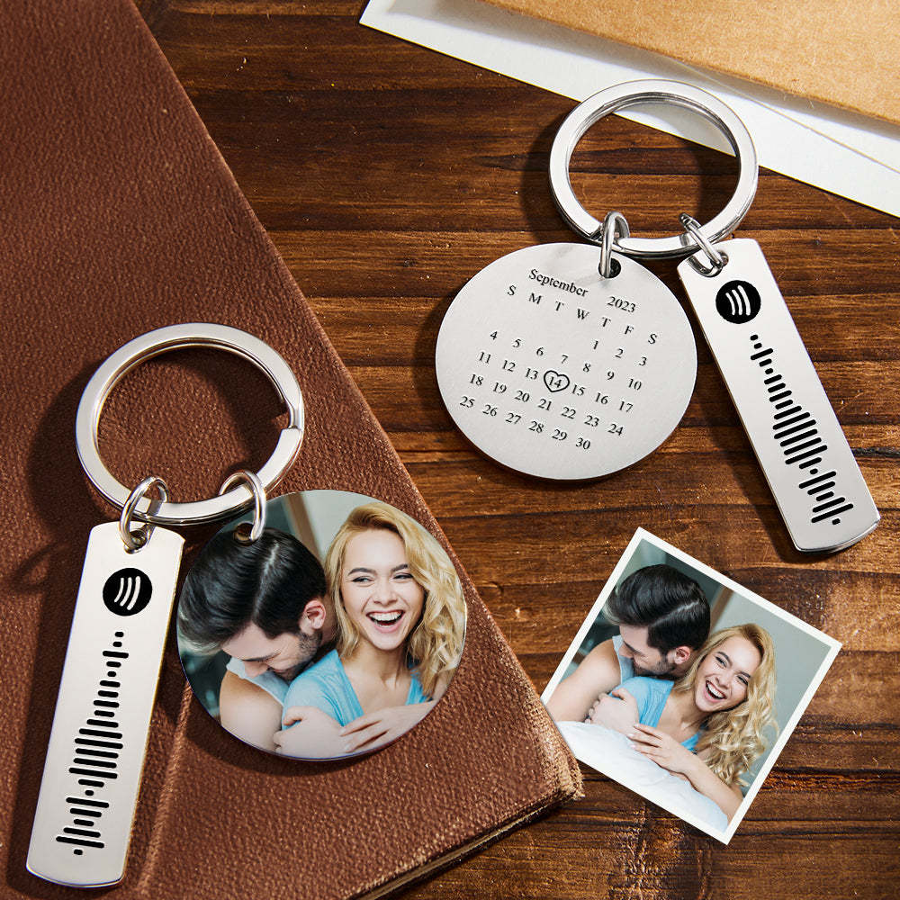 Porte-clés Personnalisé En Acier Inoxydable, Avec Calendrier Photo Coloré Personnalisé Et Cadeau Spotify Pour Amoureux - votrecollierprenomfr