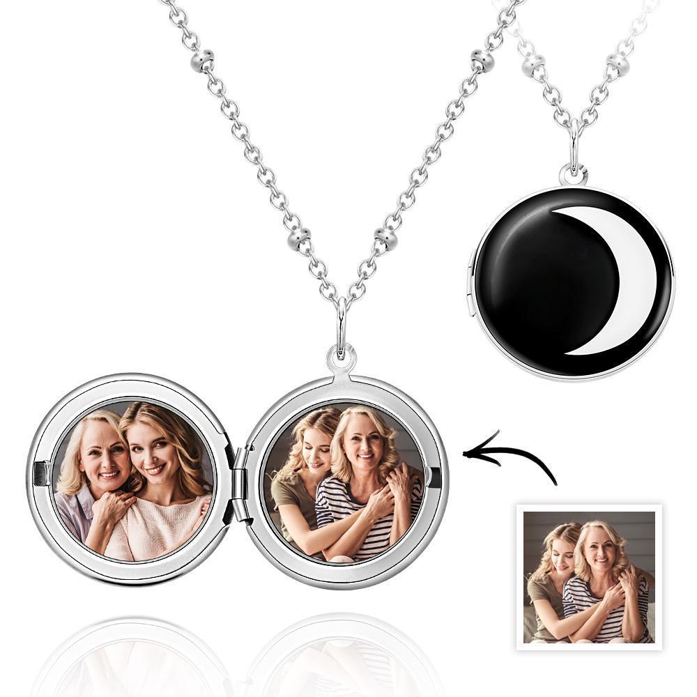 Colliers Photo Personnalisés Délicat Croissant De Lune Cadeaux Uniques Pour Elle - votrecollierprenomfr