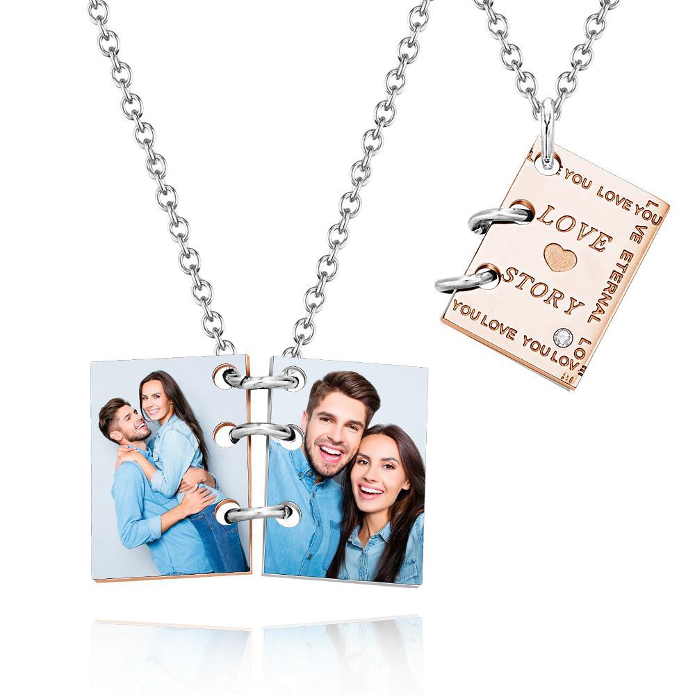 Collier Photo Gravé Personnalisé Livre D'histoire D'amour Cadeaux De Couple - votrecollierprenomfr