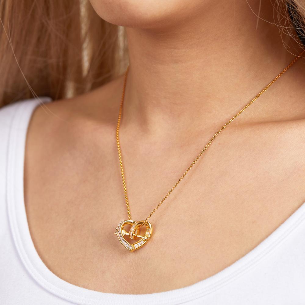 Collier Gravé Flèche D'amour Pendentif Coeur En Diamant Personnalisé Cadeau Pour Elle - votrecollierprenomfr