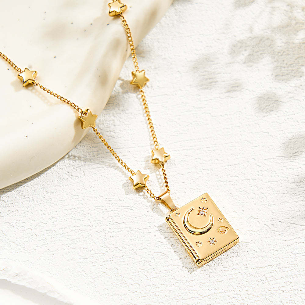 Collier Médaillon Photo Personnalisé, Pendentif Élément Étoile Lune À La Mode, Cadeau D'amour - votrecollierprenomfr
