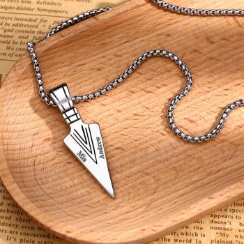 Collier Avec Nom Personnalisé, Point De Lance, Cadeau De Mode Pour Hommes - votrecollierprenomfr