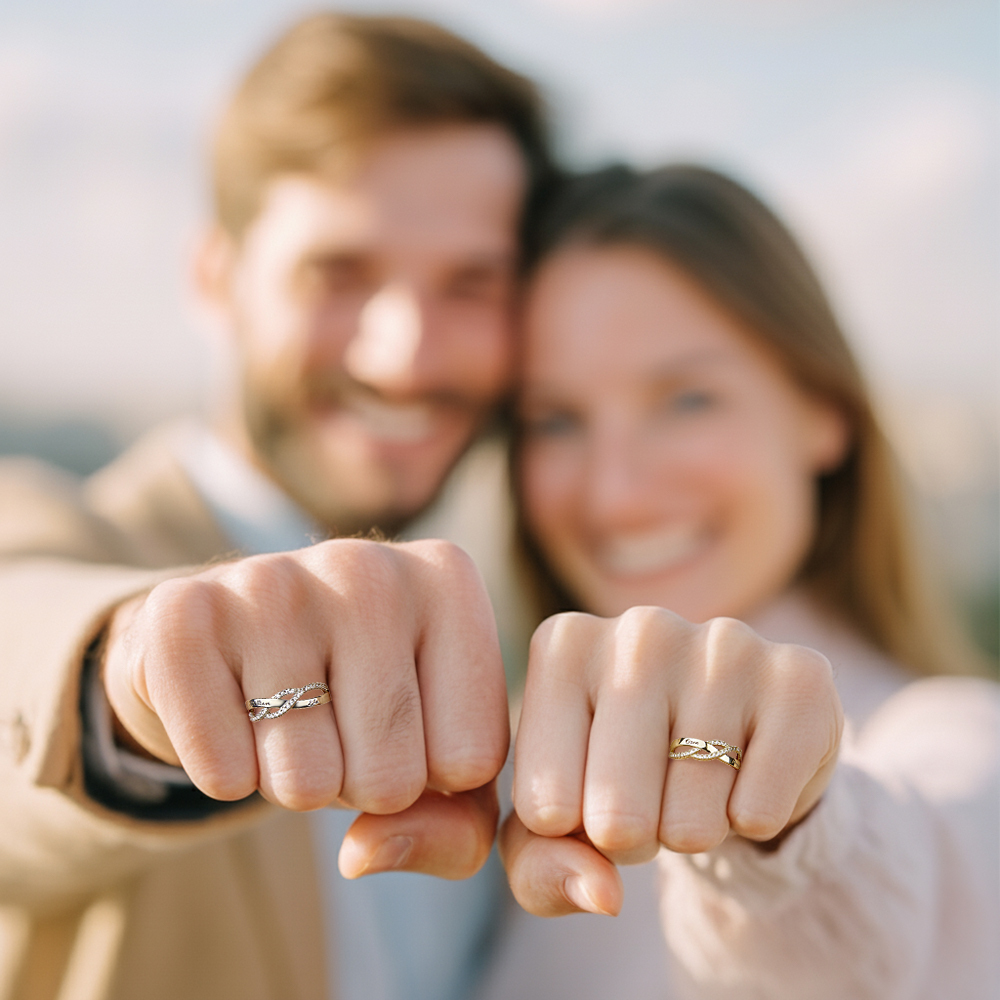 Bague Personnalisée Avec Deux Noms Et Un Message Éternel. Bague Gravée Sur Mesure Avec Noms Et Phrase Secrète. Un Cadeau Doux Pour Elle. - votrecollierprenomfr