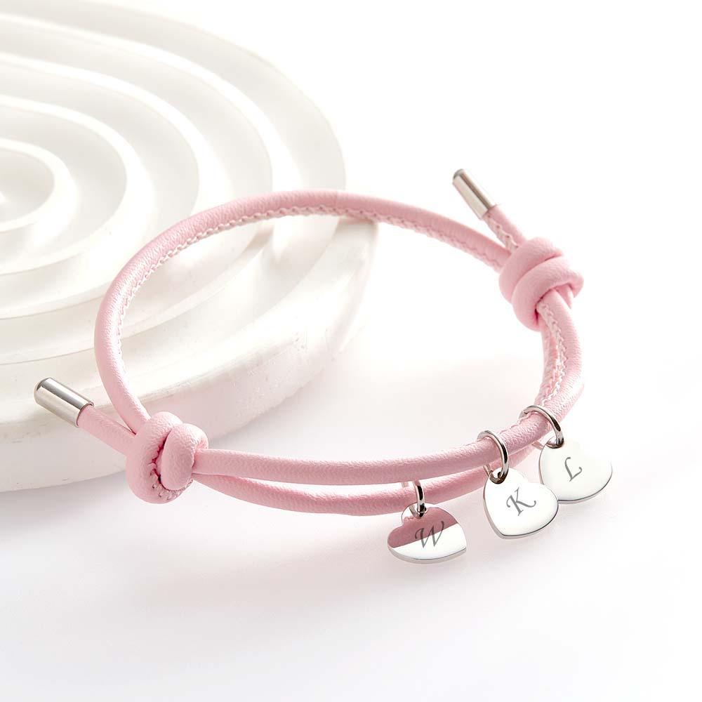 Bracelet En Cuir Gravé Avec Pendentifs En Forme De Cœur, Réglable, Exquis, Cadeaux Pour Les Amoureux - votrecollierprenomfr