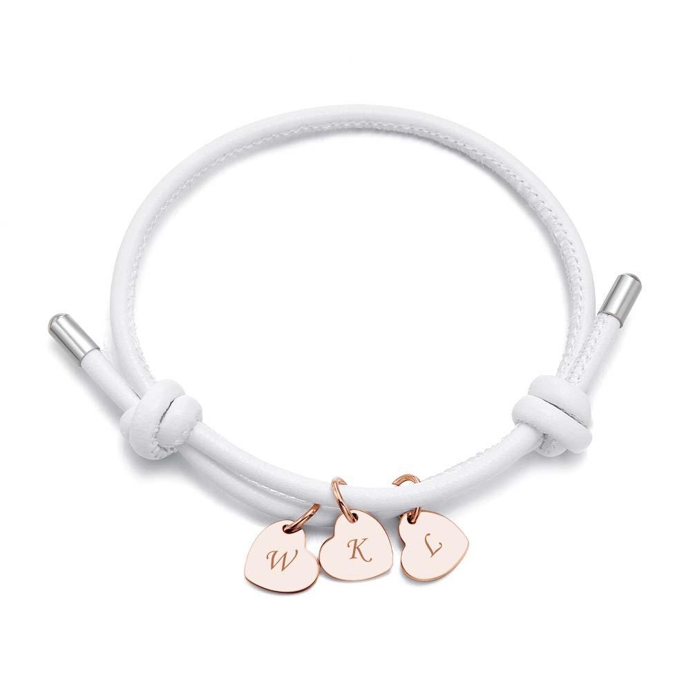 Bracelet En Cuir Gravé Avec Pendentifs En Forme De Cœur, Réglable, Exquis, Cadeaux Pour Les Amoureux - votrecollierprenomfr