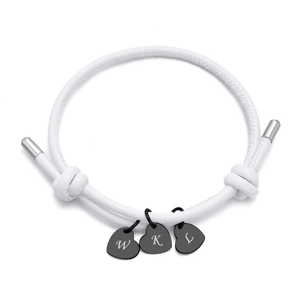 Bracelet En Cuir Gravé Avec Pendentifs En Forme De Cœur, Réglable, Exquis, Cadeaux Pour Les Amoureux - votrecollierprenomfr