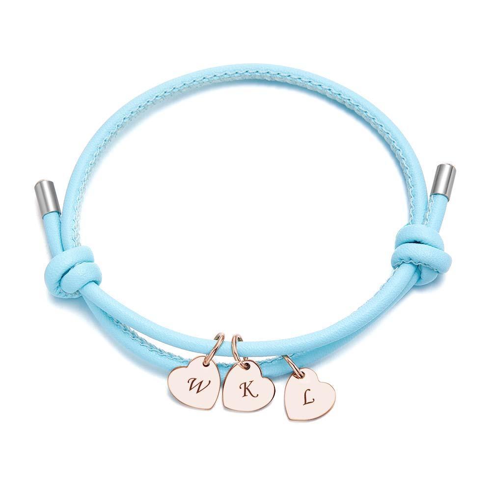 Bracelet En Cuir Gravé Avec Pendentifs En Forme De Cœur, Réglable, Exquis, Cadeaux Pour Les Amoureux - votrecollierprenomfr