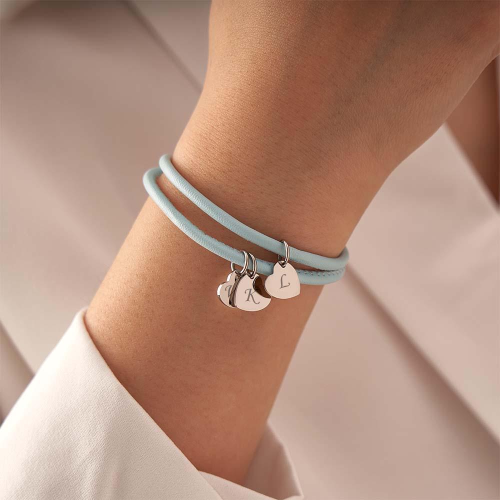 Bracelet En Cuir Gravé Avec Pendentifs En Forme De Cœur, Réglable, Exquis, Cadeaux Pour Les Amoureux - votrecollierprenomfr