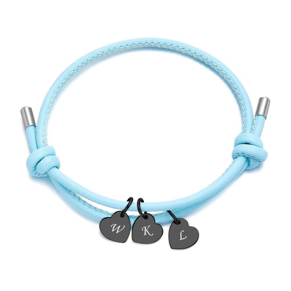 Bracelet En Cuir Gravé Avec Pendentifs En Forme De Cœur, Réglable, Exquis, Cadeaux Pour Les Amoureux - votrecollierprenomfr
