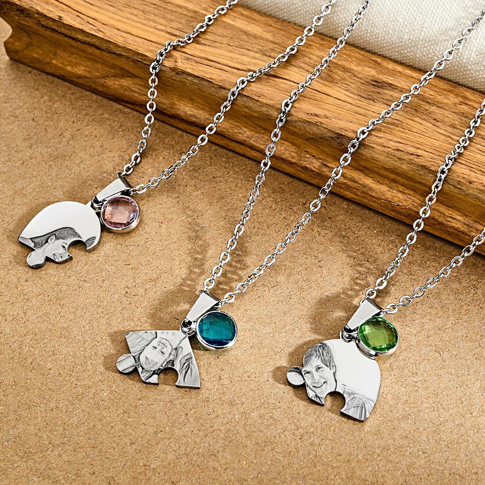 Collier Puzzle À Trois Cœurs Avec Photo Personnalisée, Pendentif Avec Pierre De Naissance, Bijoux Cadeaux Pour La Famille - votrecollierprenomfr