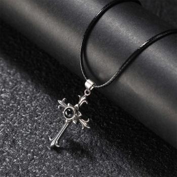 Collier De Projection Personnalisé Cadeau De Croix Vintage Pour Hommes - votrecollierprenomfr