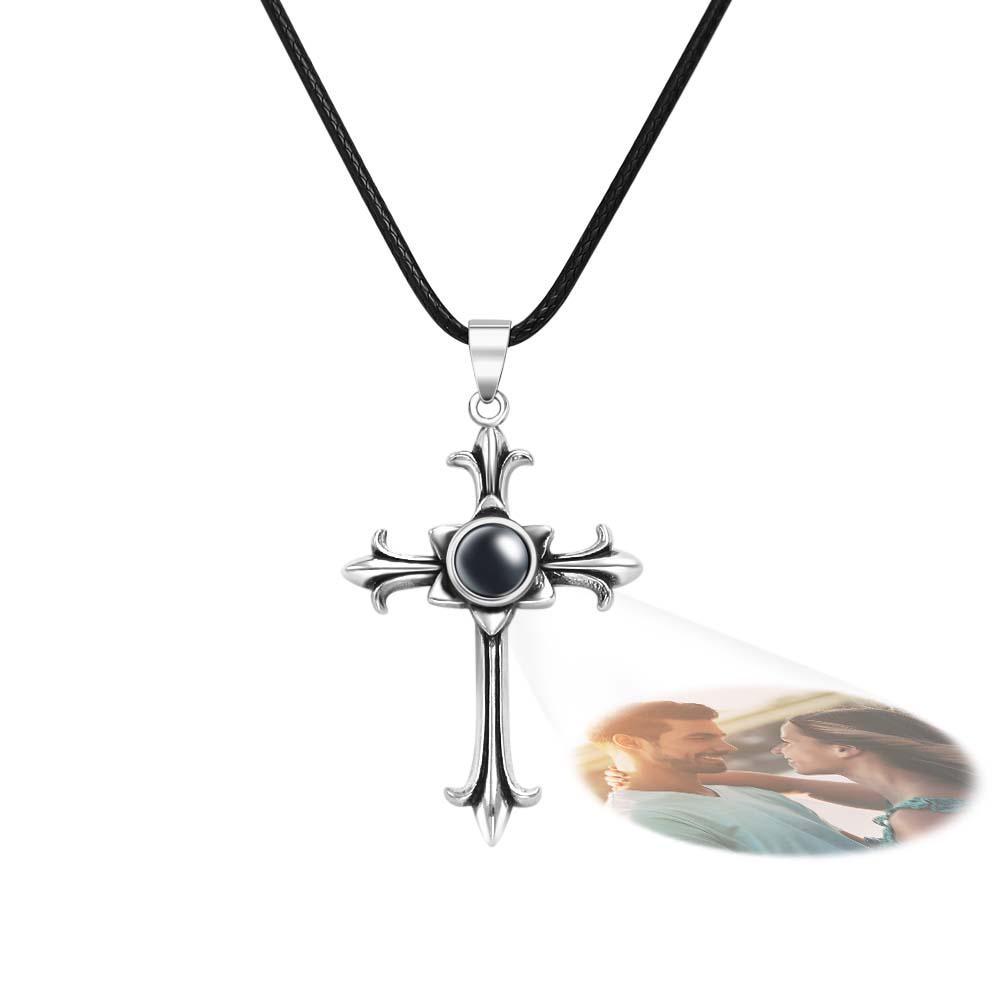 Collier De Projection Personnalisé Cadeau De Croix Vintage Pour Hommes - votrecollierprenomfr