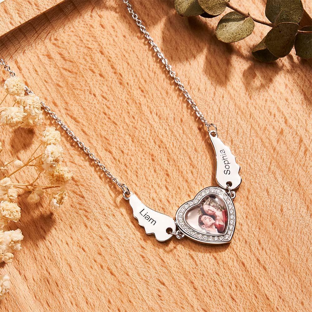 Collier Ailes D'ange Avec Photo Personnalisée, Décor En Zircon, Pendentif En Forme De Cœur, Cadeaux Pour Elle - votrecollierprenomfr