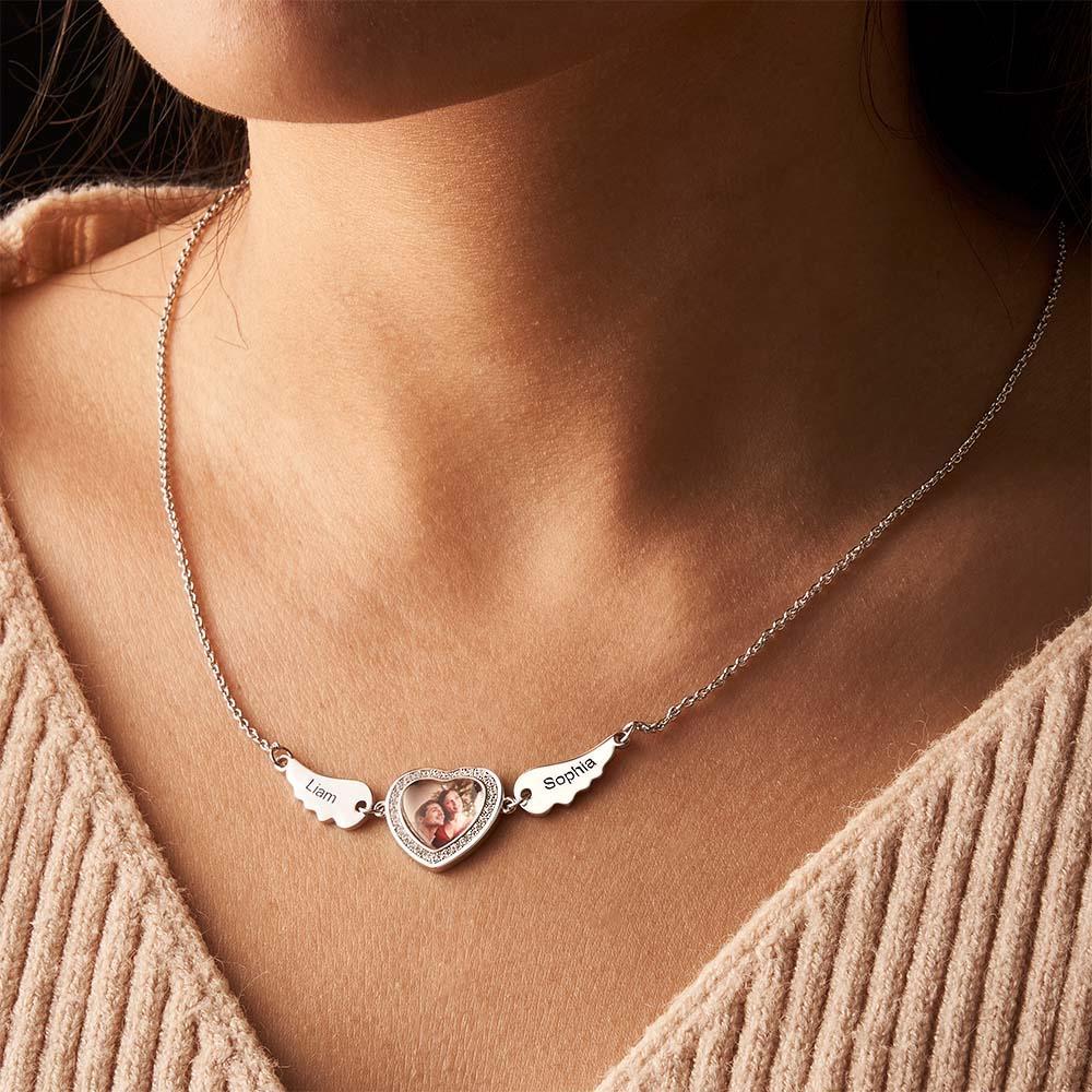 Collier Ailes D'ange Avec Photo Personnalisée, Décor En Zircon, Pendentif En Forme De Cœur, Cadeaux Pour Elle - votrecollierprenomfr