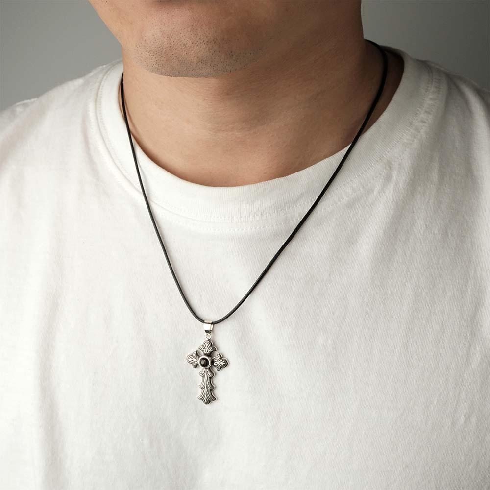 Collier De Projection Personnalisé Totem Cross Cadeau De Mode Pour Hommes - votrecollierprenomfr