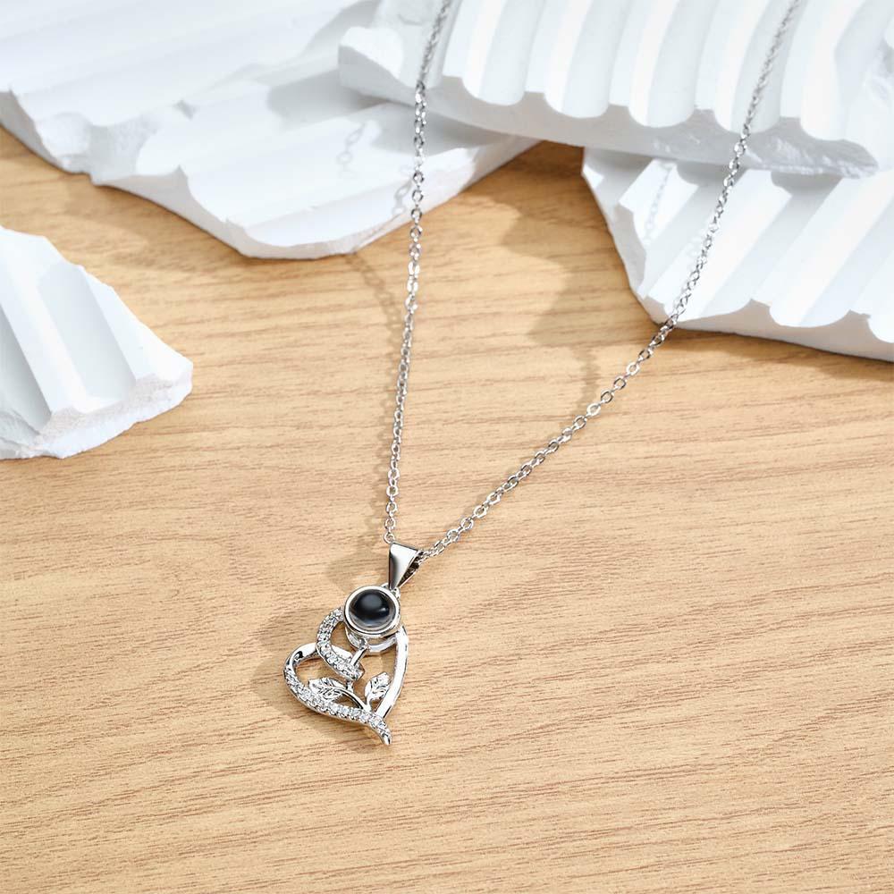 Collier De Projection Personnalisé Feuille Coeur Cadeau Pour Elle - votrecollierprenomfr