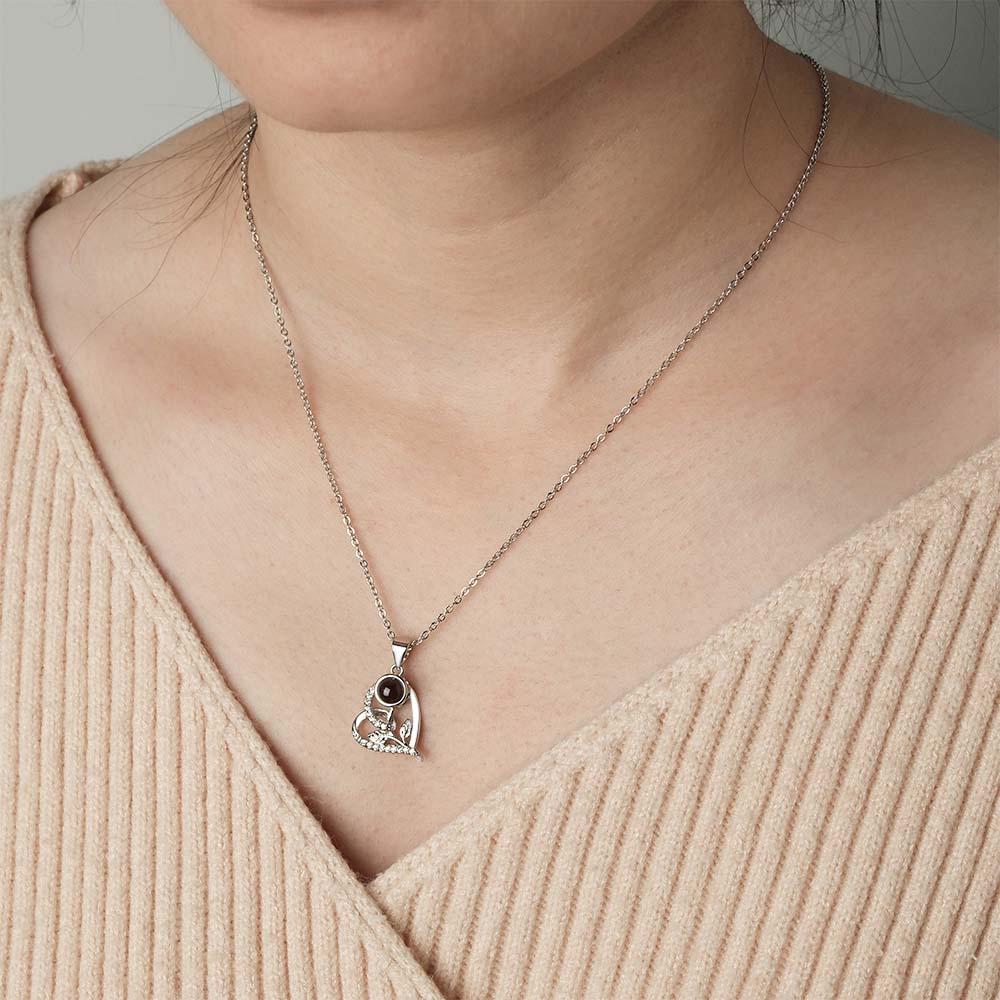 Collier De Projection Personnalisé Feuille Coeur Cadeau Pour Elle - votrecollierprenomfr