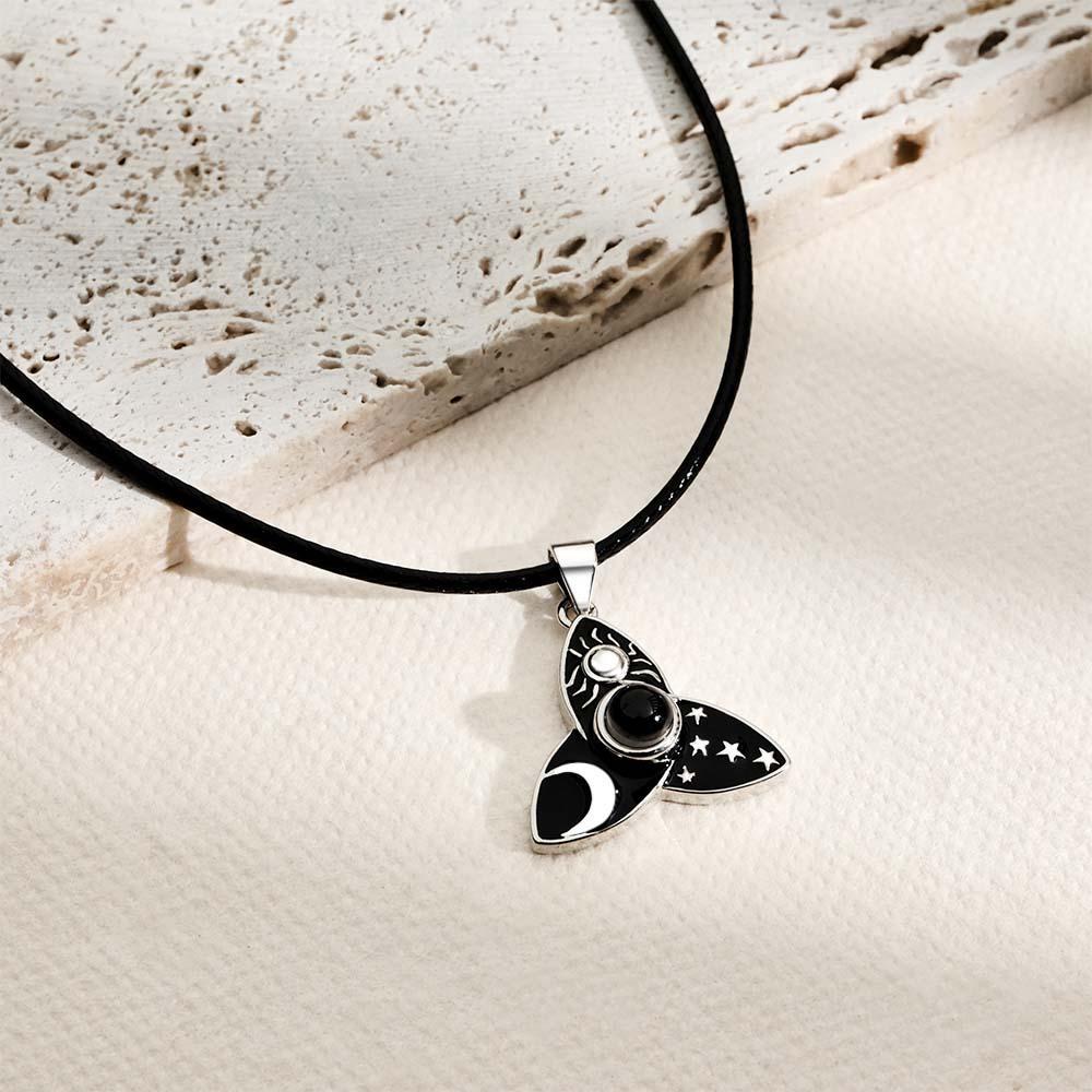 Collier De Projection Personnalisé Cadeau De Mode Rétro Pour Hommes - votrecollierprenomfr