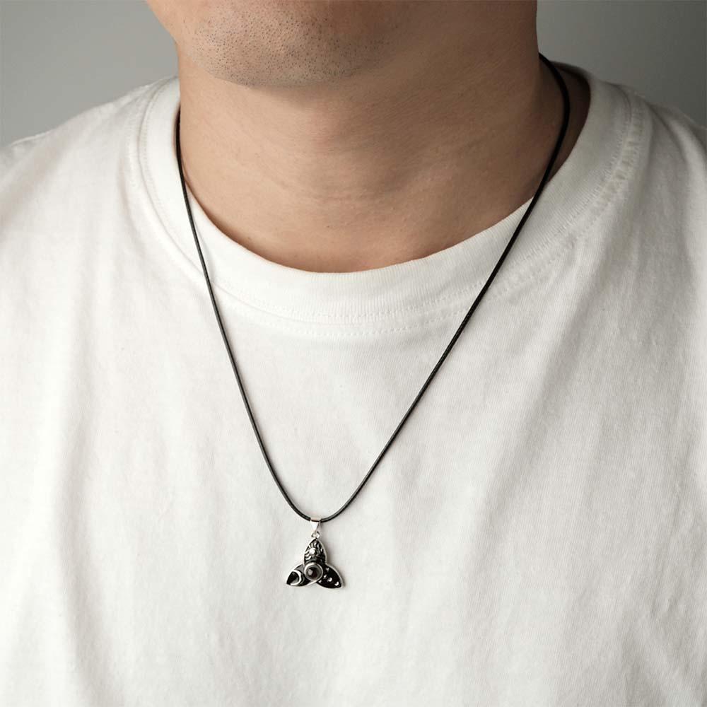 Collier De Projection Personnalisé Cadeau De Mode Rétro Pour Hommes - votrecollierprenomfr
