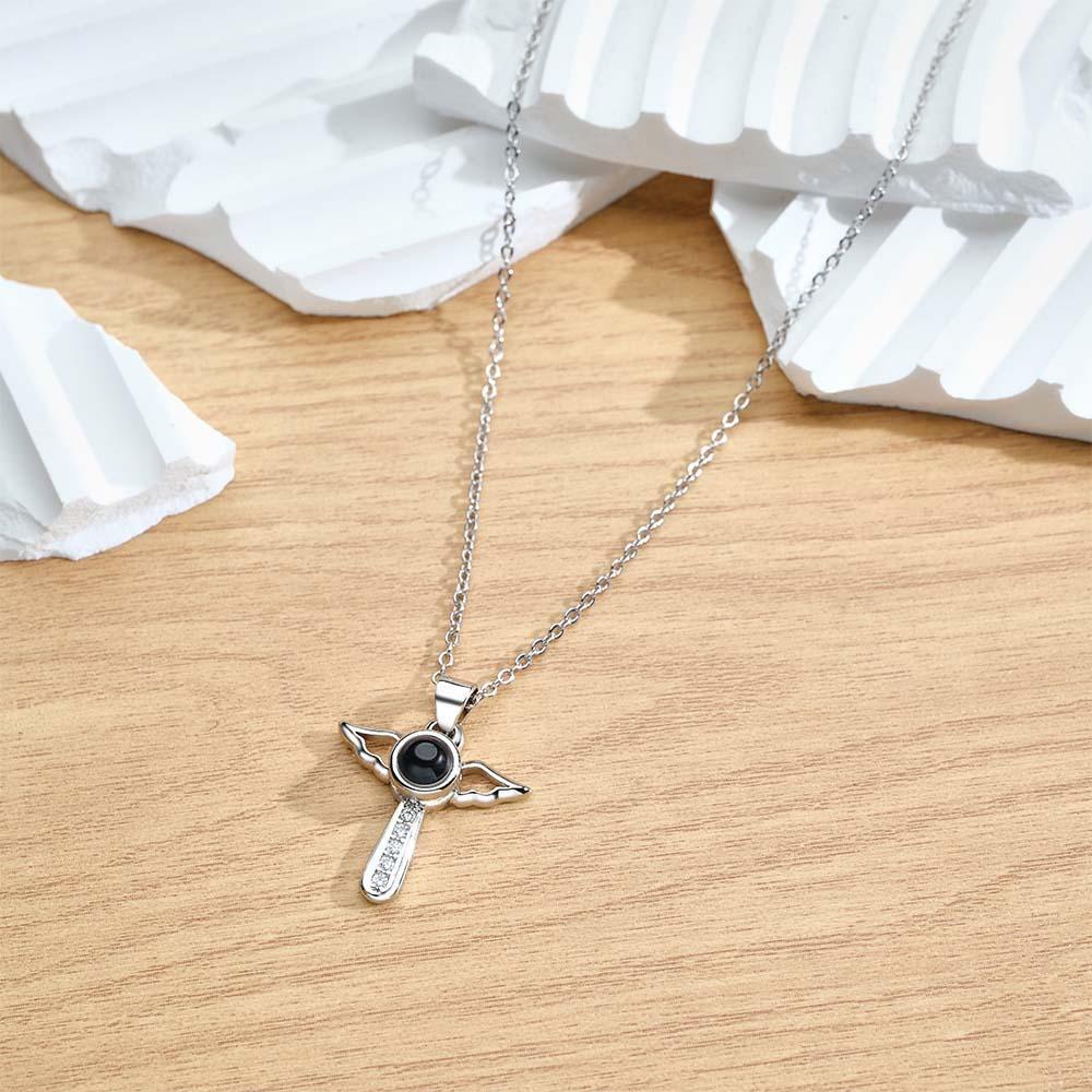 Collier De Projection Personnalisé Ailes D'ange Cadeau Romantique Pour Elle - votrecollierprenomfr