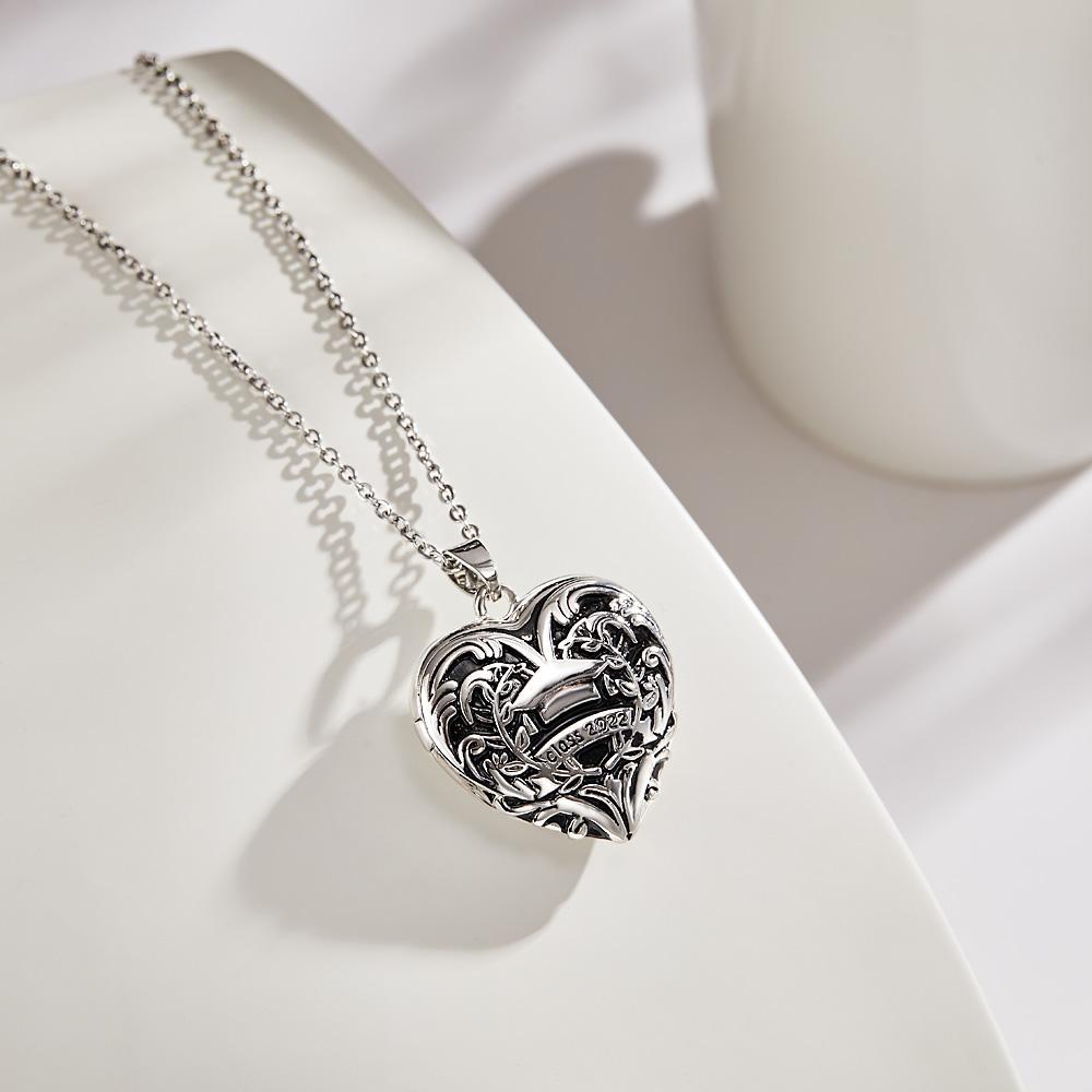 Collier Photo Personnalisé En Forme De Coeur Classe De 2022 Pendentif Collier Graduation Cadeau - votrecollierprenomfr