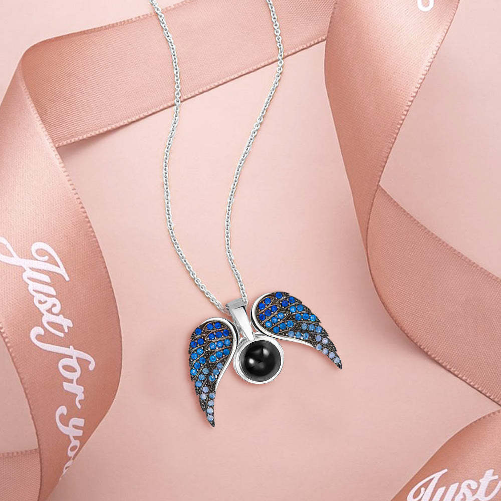 Collier De Projection Personnalisé, Pendentif Ailes En Forme De Cœur, Cadeau Pour Elle - votrecollierprenomfr