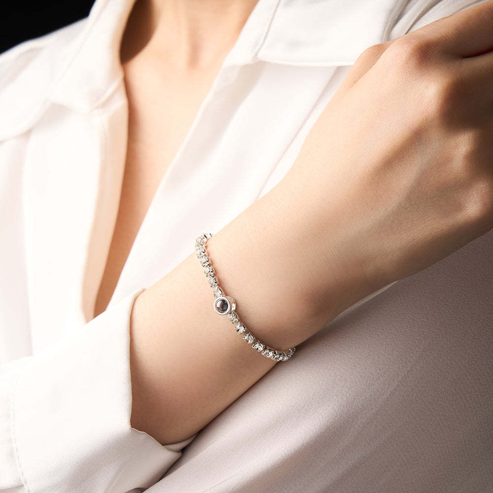 Bracelet De Tennis À Projection Personnalisé, Cadeau Simple En Diamant Pour Femmes - votrecollierprenomfr