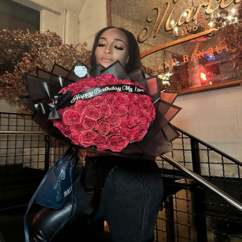 Bouquet De Roses Scintillantes, Meilleur Cadeau D'anniversaire Pour Elle - votrecollierprenomfr