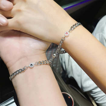 Bracelet Magnétique Pour Couple, Chaîne En Acier Inoxydable Avec Cœur Lumineux, Cadeaux D'anniversaire, Amoureux, Petit Ami, Petite Amie, Lui, Sa Meilleure Amie, 2 Pièces - votrecollierprenomfr