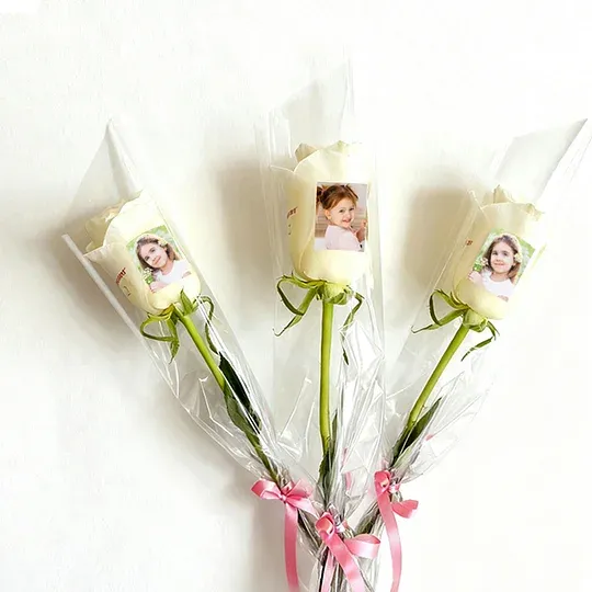 Magnifique Rose Personnalisée Avec Photo Et Texte : Le Cadeau Idéal Pour Les Couples. - votrecollierprenomfr