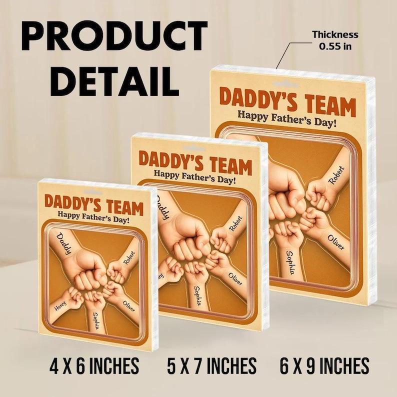 Daddy Team Fist Bump Custom Figure Plaque De Bloc Acrylique Personnalisée, Cadeau Personnalisé De La Fête Des Pères Pour Les Papas, Mari, Idée Cadeau Pour Papa - votrecollierprenomfr