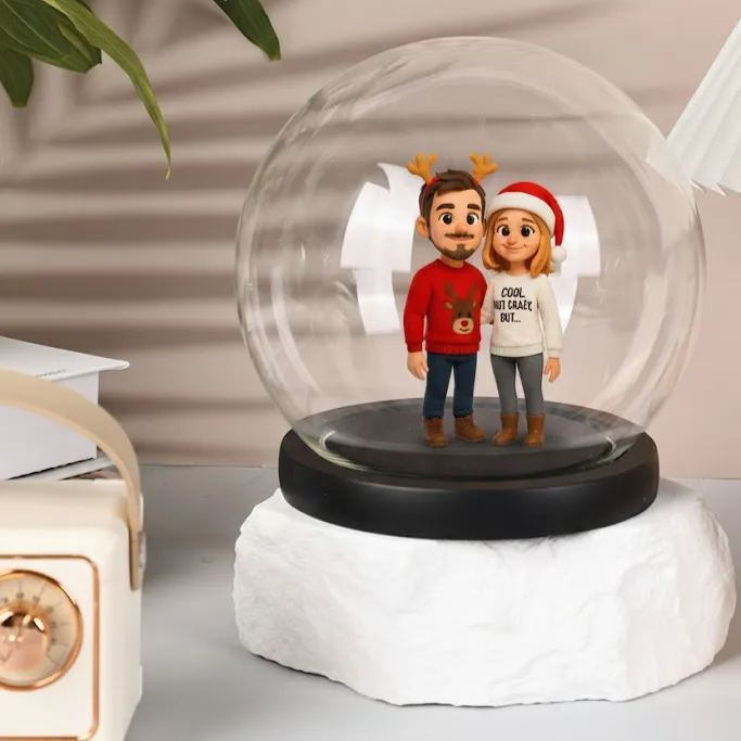 Lampe De Nuit 3d Personnalisée Avec Figurine Articulée Et Socle Gravé À Partir De Votre Photo, Sous Cloche En Verre. Cadeau Unique Et Personnalisé Pour Votre Amoureux(se) Ou Pour Un Anniversaire. Idéale Pour La Saint-valentin. - votrecollierprenomfr