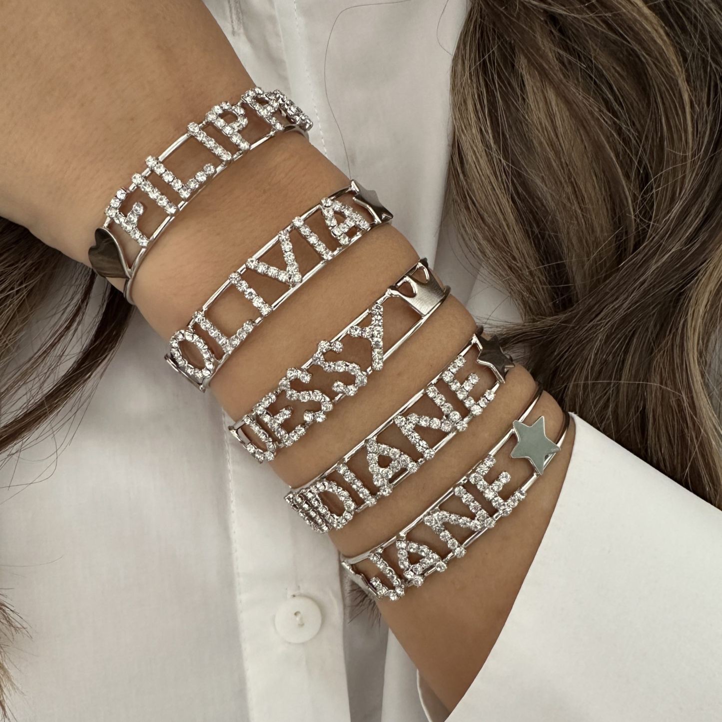 Bracelet Personnalisé Avec Nom, Bracelet Jonc En Strass Avec Inscription Personnalisée, Bracelet Pavé De Strass, Bracelet Lettre En Cristal Transparent Étincelant - votrecollierprenomfr