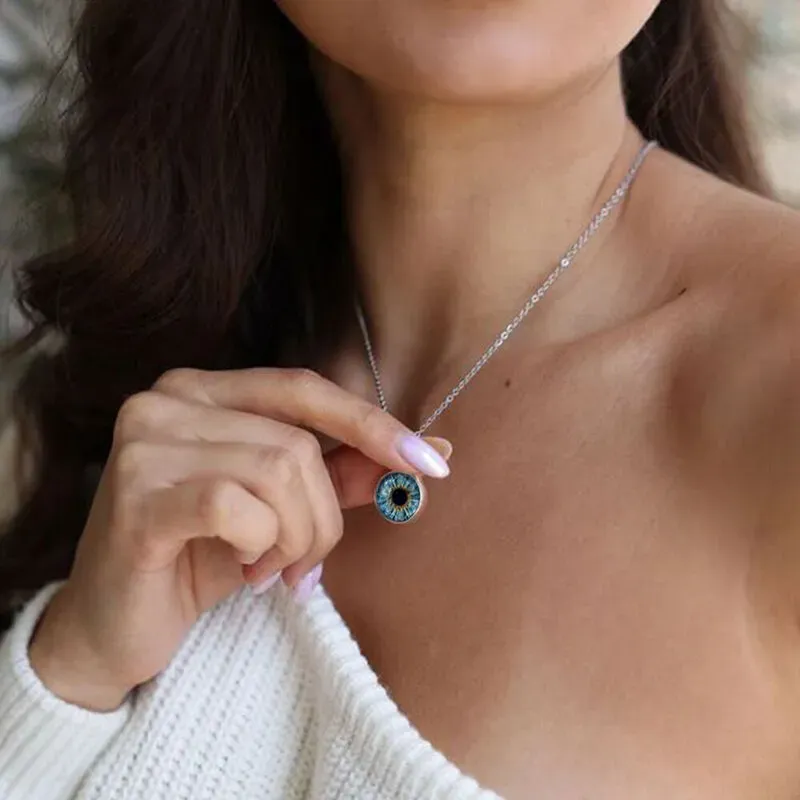 Collier Personnalisé « Œil De L'âme Sœur » : Ajoutez Une Photo De L'œil Pour Un Cadeau Unique À Vos Proches. - votrecollierprenomfr