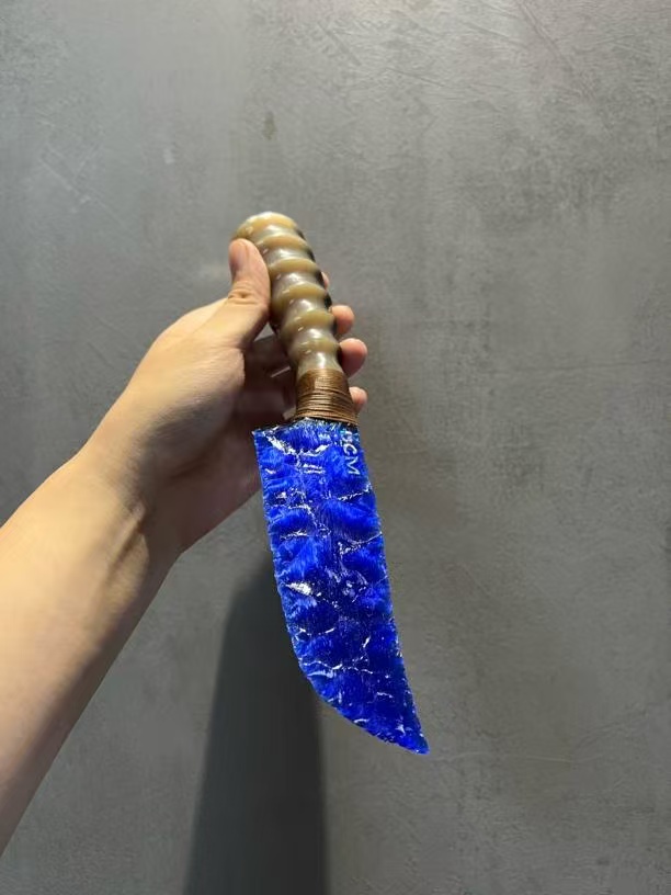 Cosplay ブラインドボックス ハンターナイフ - ランダムな素材とランダムなハンドル