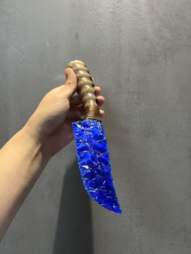 Cosplay ブラインドボックス ハンターナイフ - ランダムな素材とランダムなハンドル