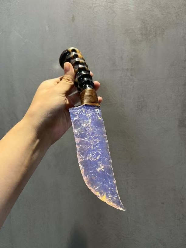 Cosplay ブラインドボックス ハンターナイフ - ランダムな素材とランダムなハンドル