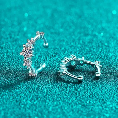 スターリングシルバーの多用途なシンプルなデザインのイヤリング、甘くてクールなスタイルのモアッサナイトの耳クリップ、耳の骨のクリップ