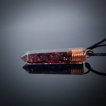 ガーネットオルゴナイトペンダント、24Kゴールドフレーク入り銅、銅オルゴンネックレス、幸運と愛の生活にスパイスを加えるのに最適な保護石