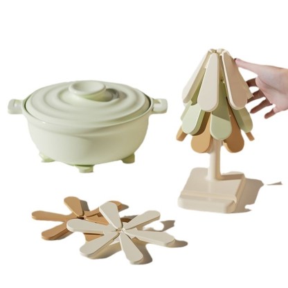 Silicone Heat-Resistant Placemat by Xiaoshu (Can Be Used as a Decorative Piece)