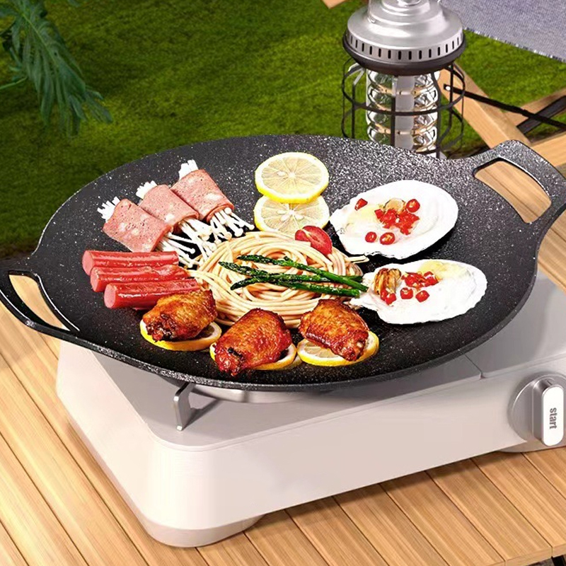 Household multifunctional baking pan