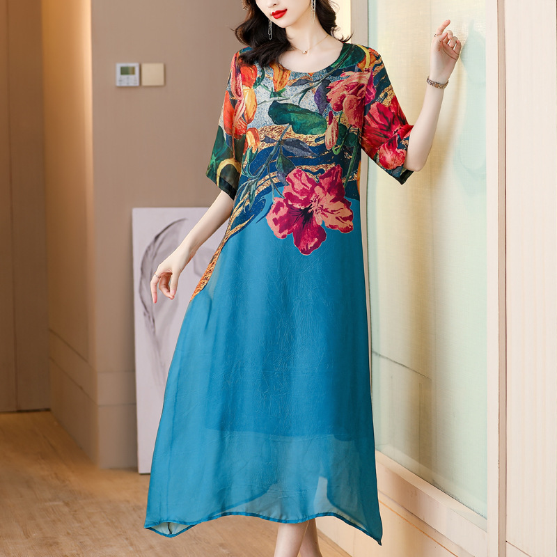 🌸2025 Italian new silk dress