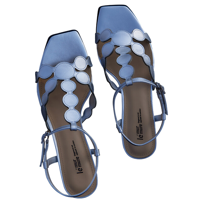 Burnt-Flower Art Sandals