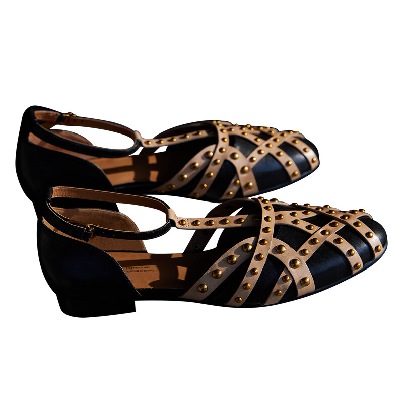 Metallic girl sandals
