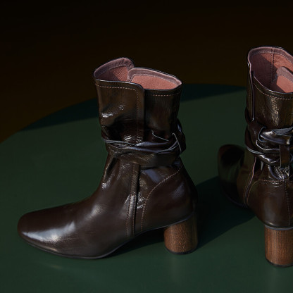 Lauranne Wrapped strap boots