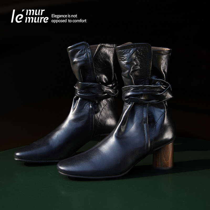 Lauranne Wrapped strap boots