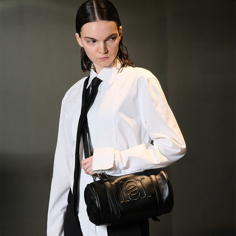 ANNALOCH Rebirth Leather Duffle Bag